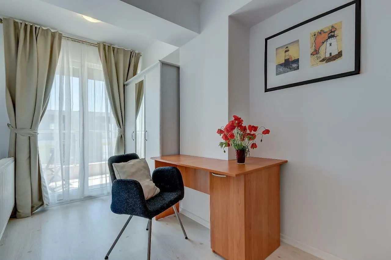 Bucharest Airport & Therme Apartments -- Five Minutes Driving Distance -- Self-Check-In -- Free Parking -- 20 Minutes Walking Distance To Airport -- Free Coffee & Tea -- Night Check-In Till 5 Am -- Next To Train To Bucharest --Balcony Otopeni